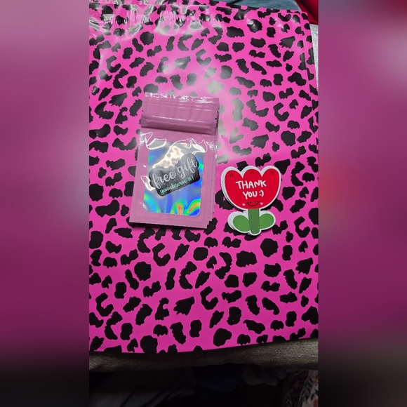 Polymail Bundle - 10 - 10X13 Mailers - 10 - Pink Gift Bags - 10 Thank You Cards - Picture 1 of 2